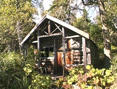 E_928_Cabin.JPG