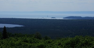 2008-06-30 Isle Royale Day 4 (5f1) Rock of Ages LightHouse RAYsmall.jpg