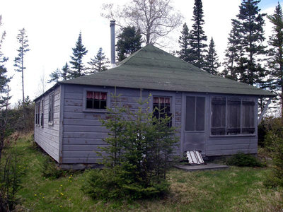 The Andrews cabin in the early 2000s