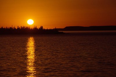 Sunset Over Todd Harbor, Isle Royale, June 2004.jpg (141.82 KiB) Viewed 6871 times Here's one for you.
